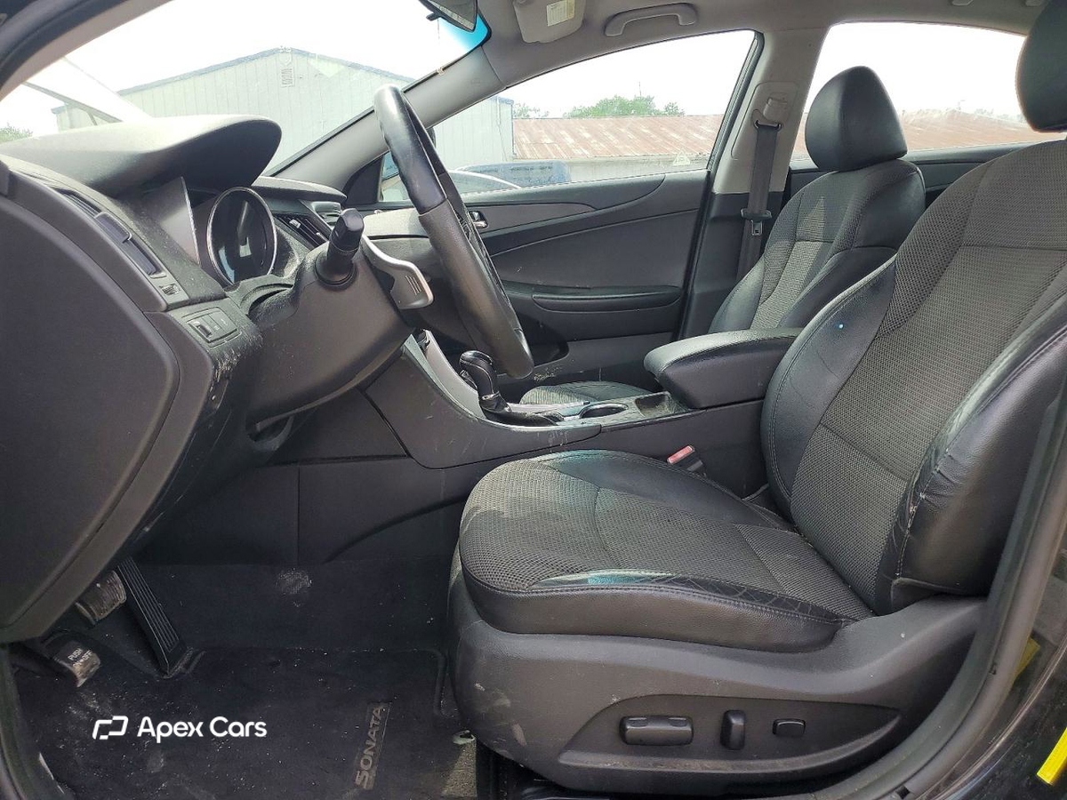 Hyundai Sonata 2011