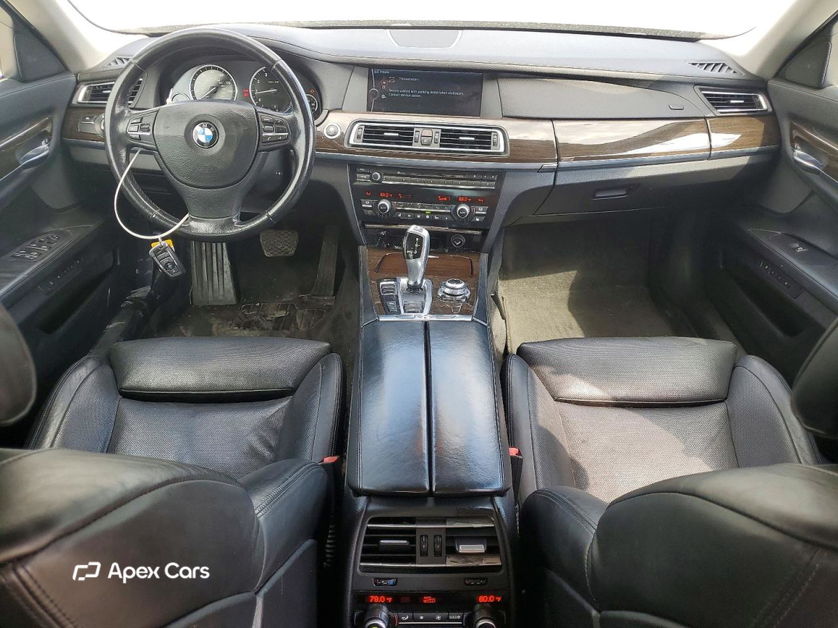 BMW Series 7 2011