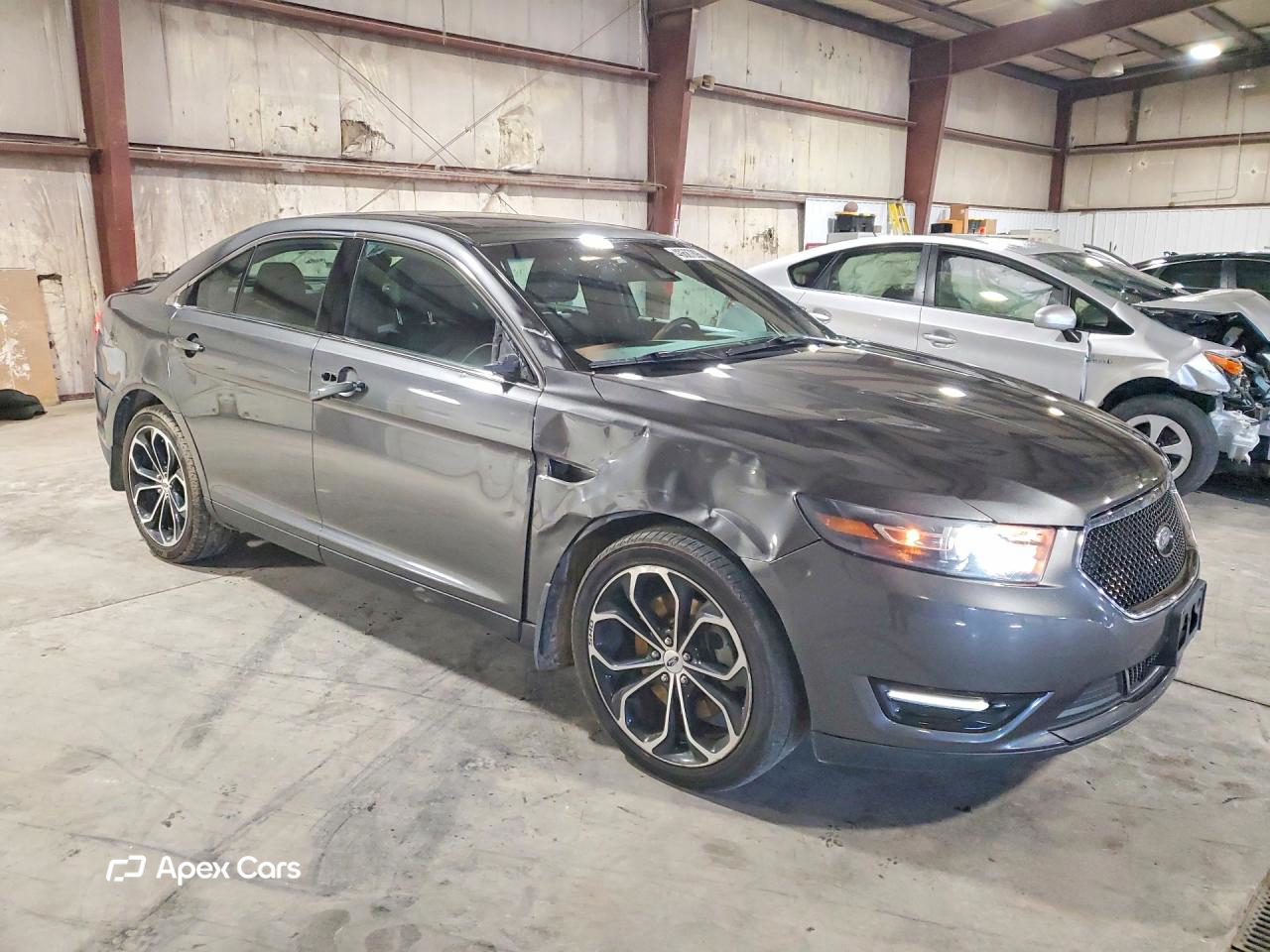 Ford Taurus 2015