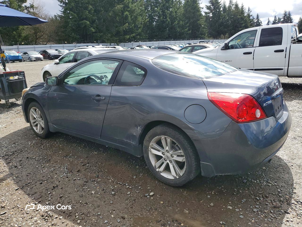Nissan Altima 2010