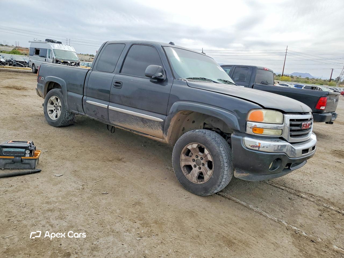 GMC Sierra 2005