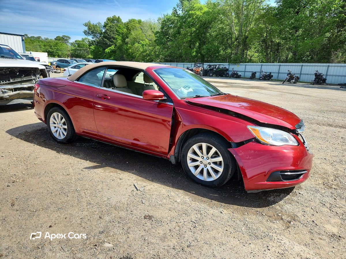 Chrysler 200 2013