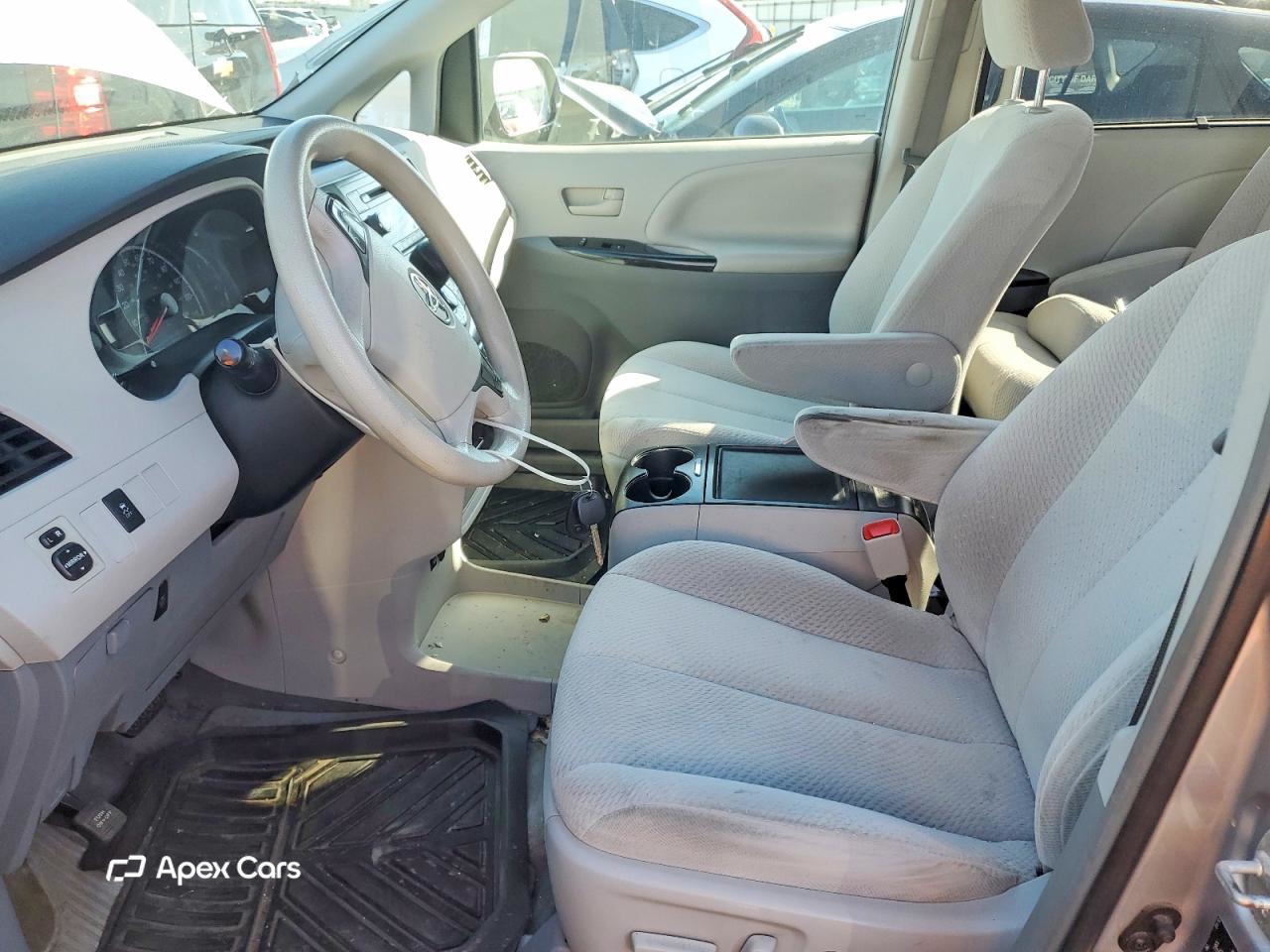 Toyota Sienna 2012