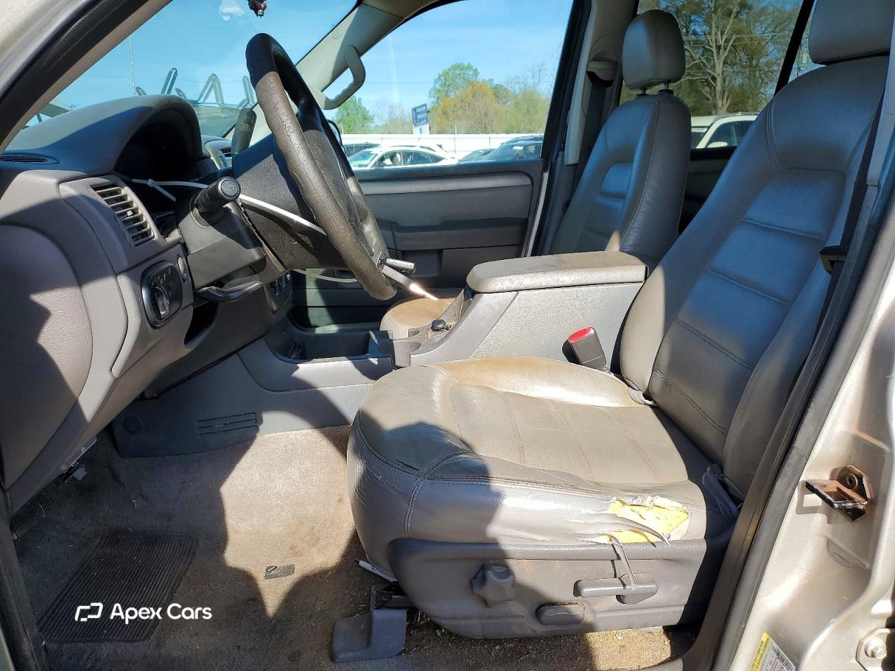 Ford Explorer 2004