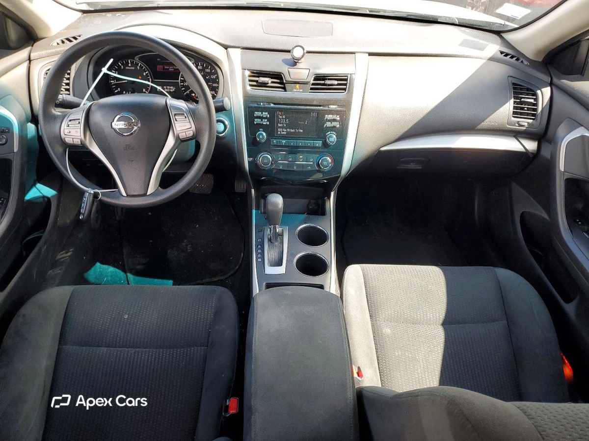 Nissan Altima 2015