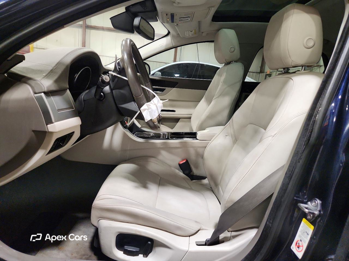 Jaguar XF 2017