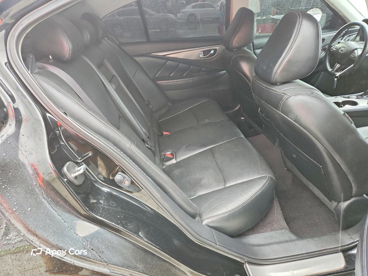 Infiniti Q50 2014