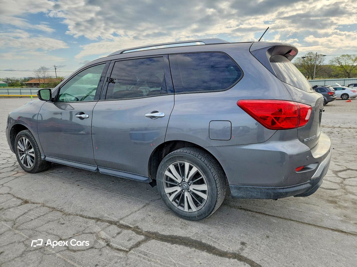 Nissan Pathfinder 2018