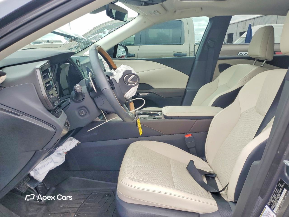 Lexus RX 2024