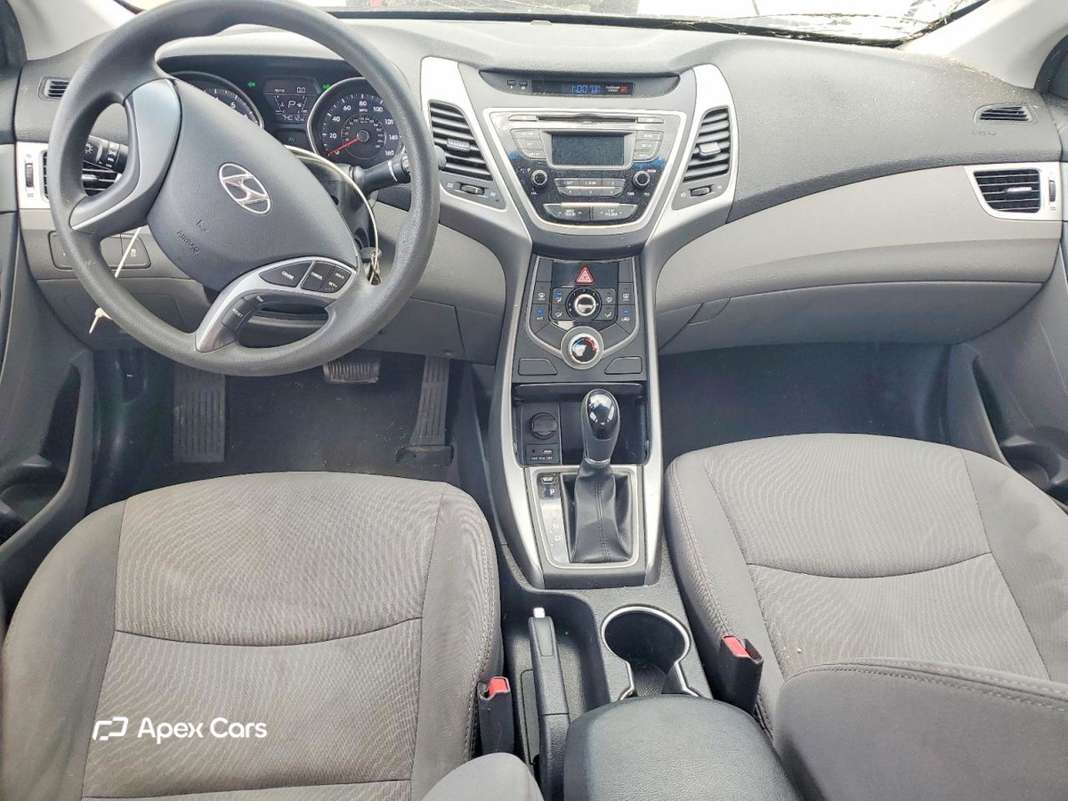 Hyundai Elantra 2016