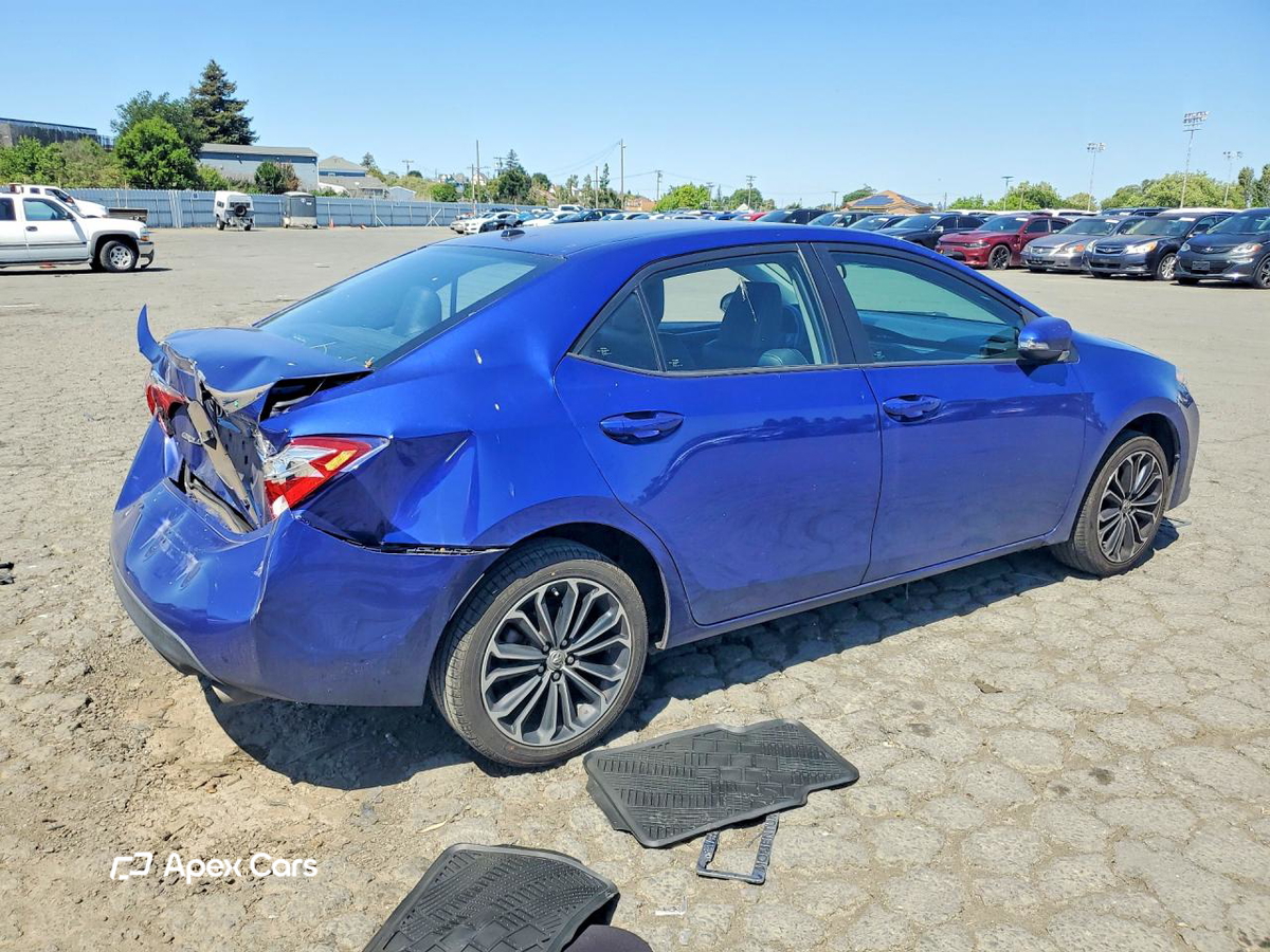 Toyota Corolla 2015