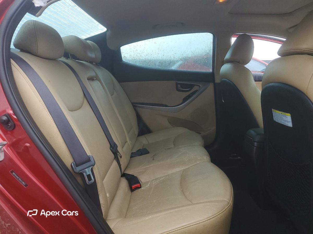 Hyundai Elantra 2013