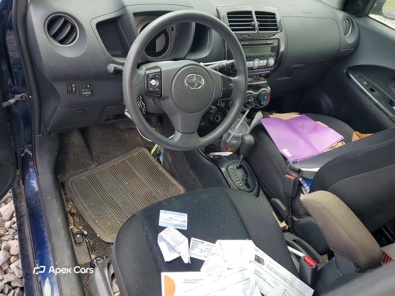 Scion xD 2009