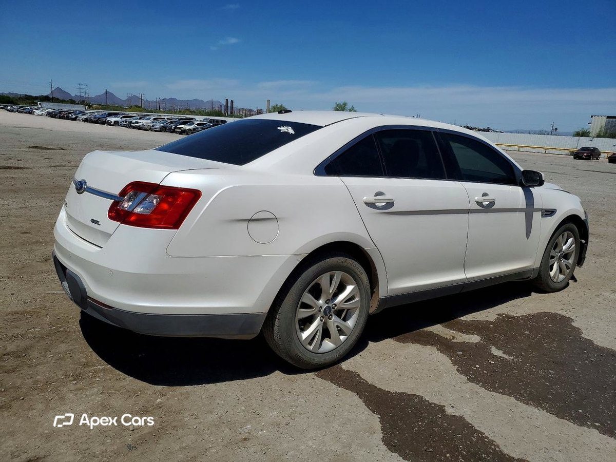 Ford Taurus 2012