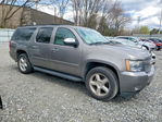 Chevrolet Suburban 2008