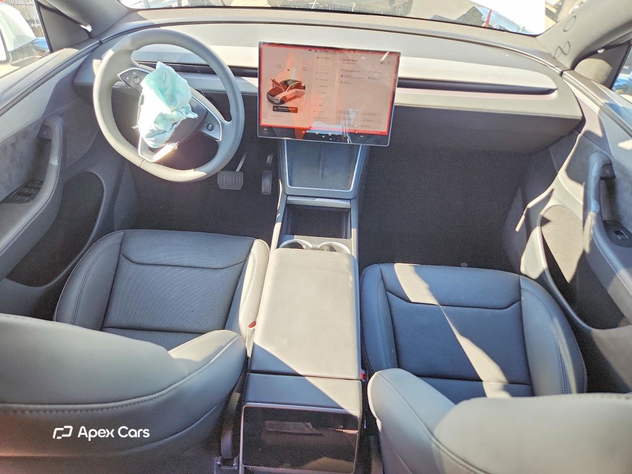 Tesla Model Y 2026