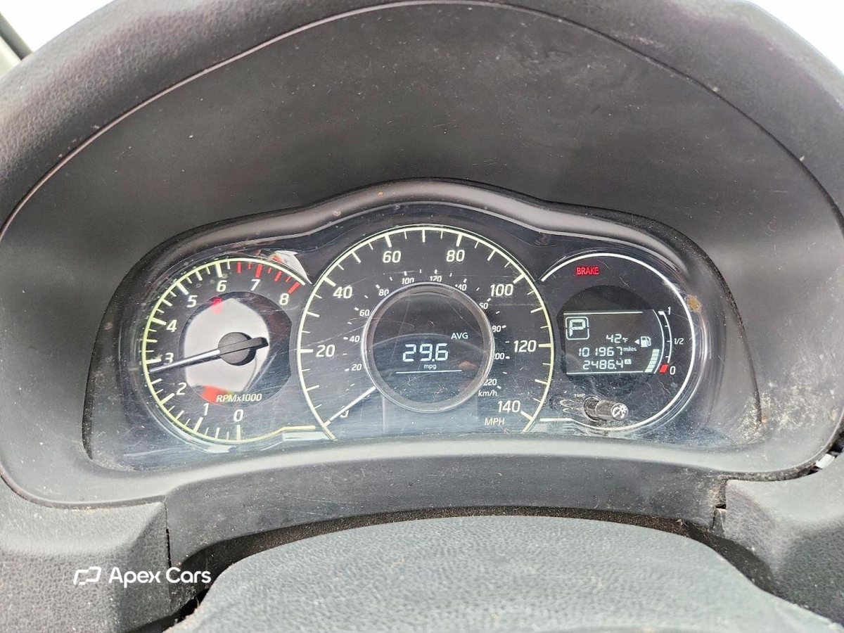 Nissan Versa 2015