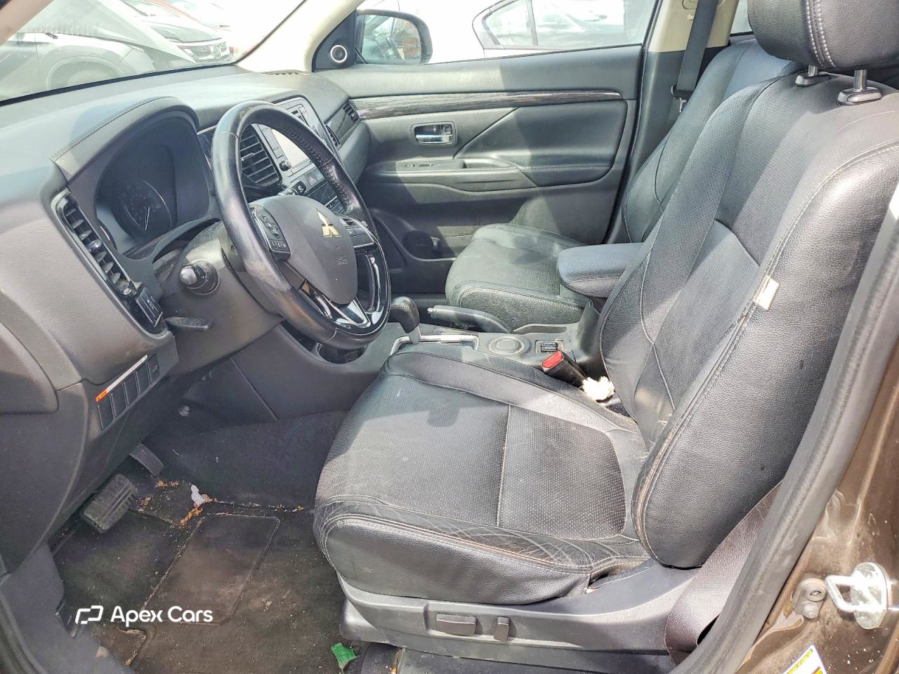 Mitsubishi Outlander 2016