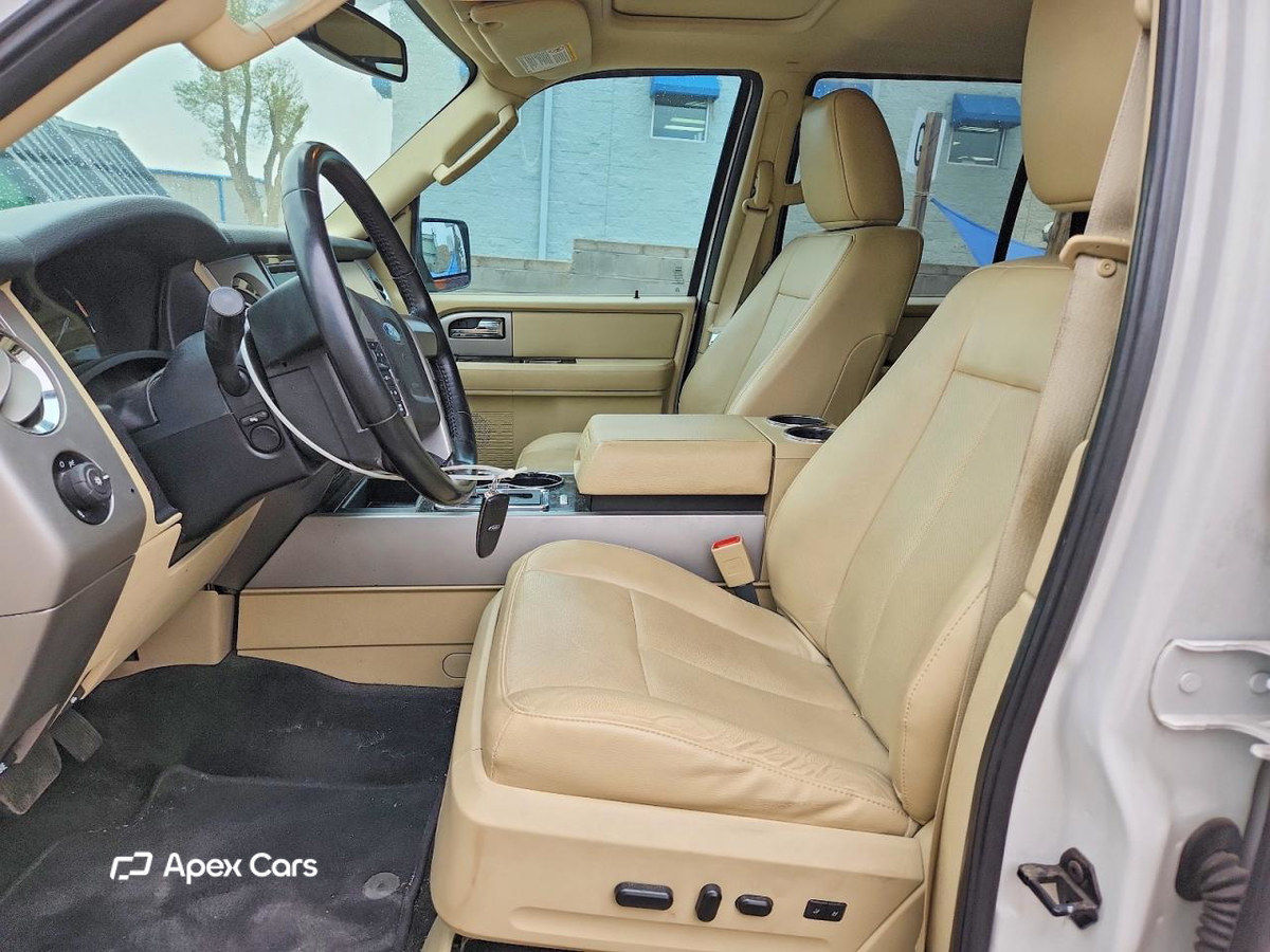 Ford Expedition 2016