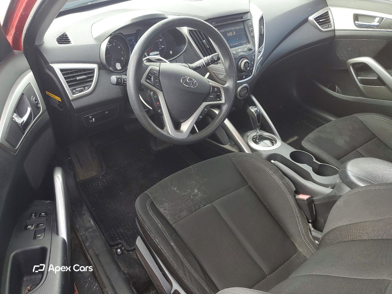 Hyundai Veloster 2013