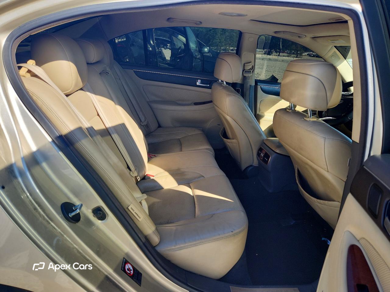 Hyundai Genesis 2012