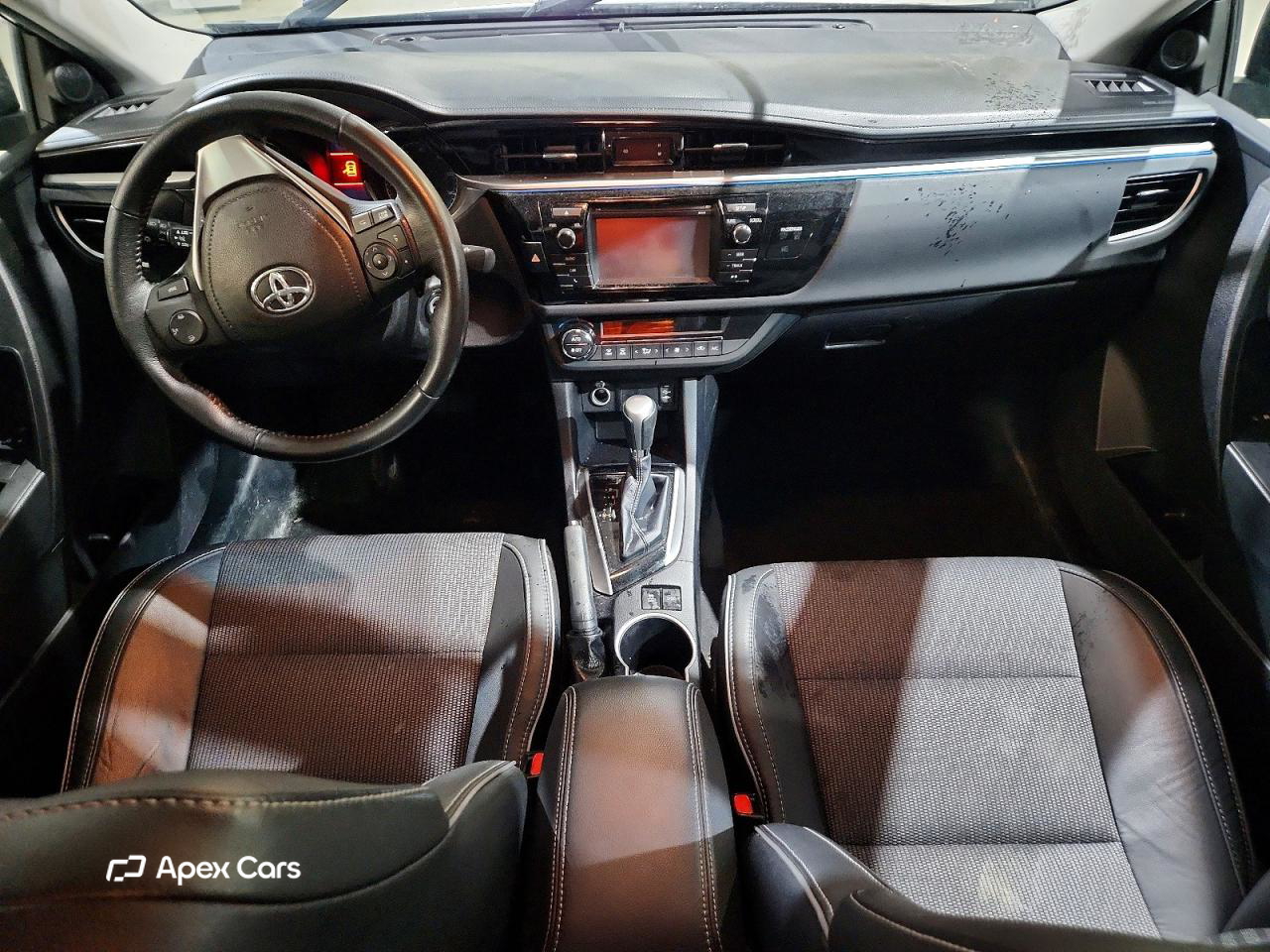 Toyota Corolla 2015
