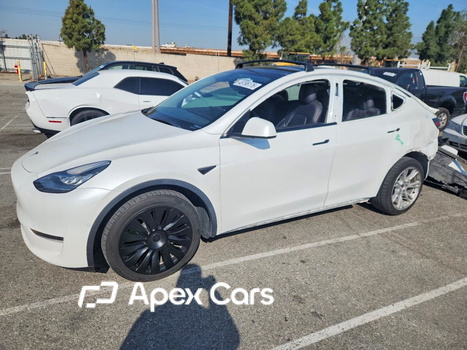 Tesla Model Y 2022 - Zdjęcie 1 z 13