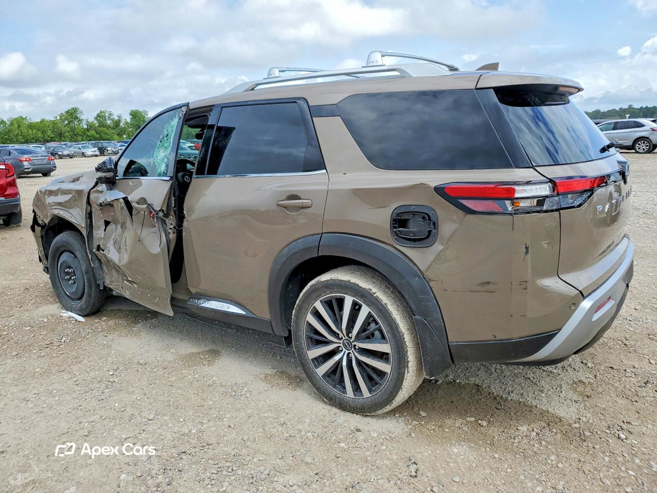 Nissan Pathfinder 2024