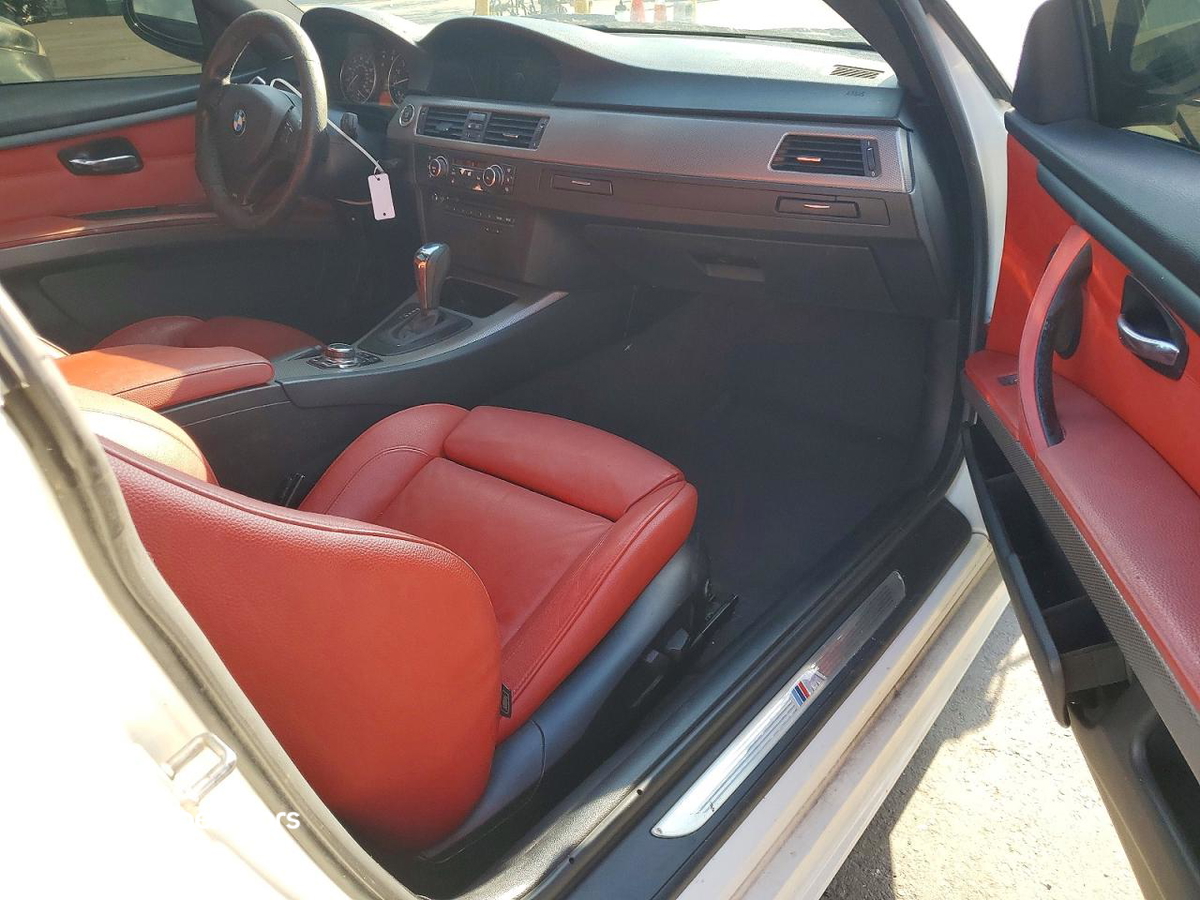 BMW Series 3 2011