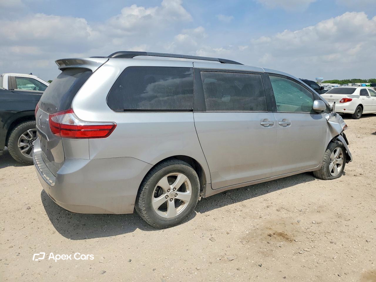 Toyota Sienna 2017