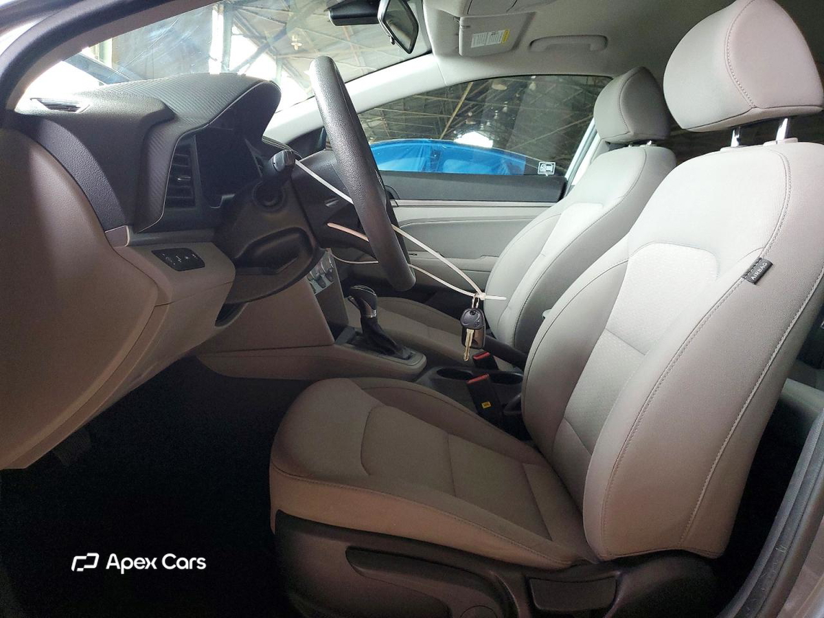 Hyundai Elantra 2019
