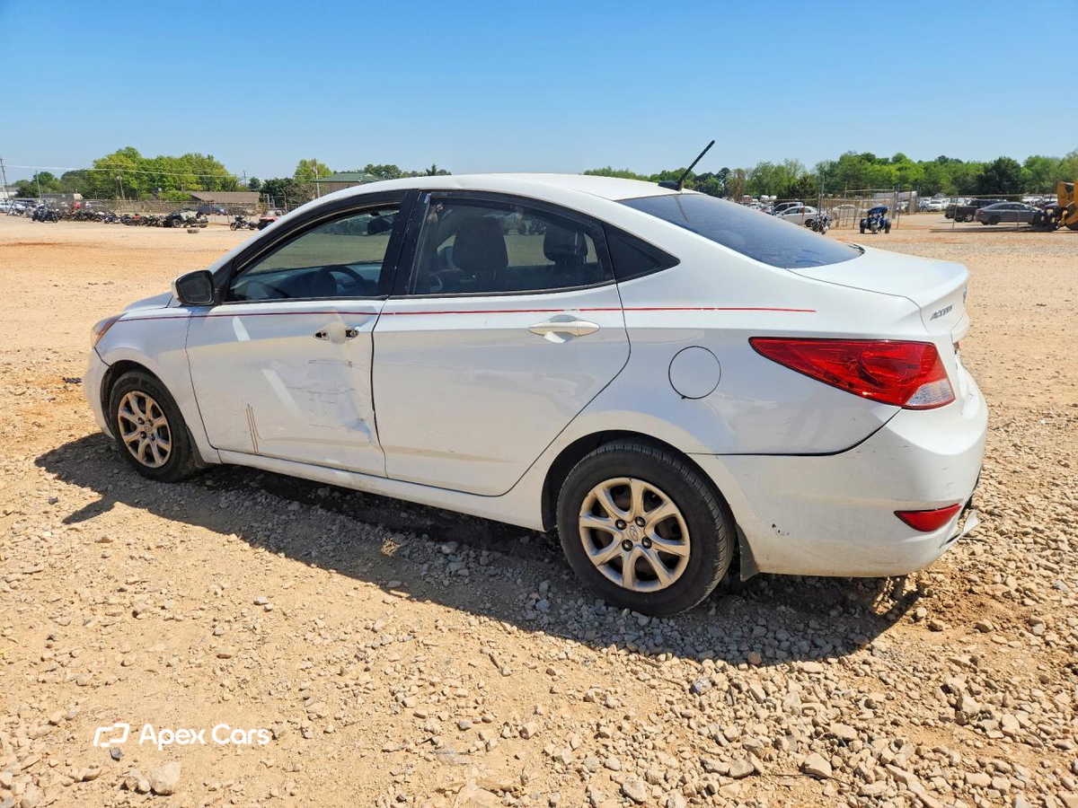 Hyundai Accent 2012
