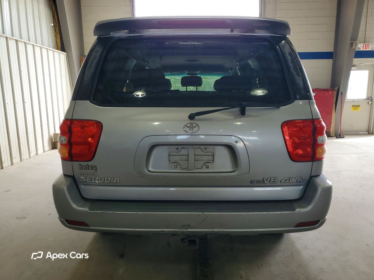 Toyota Sequoia 2002
