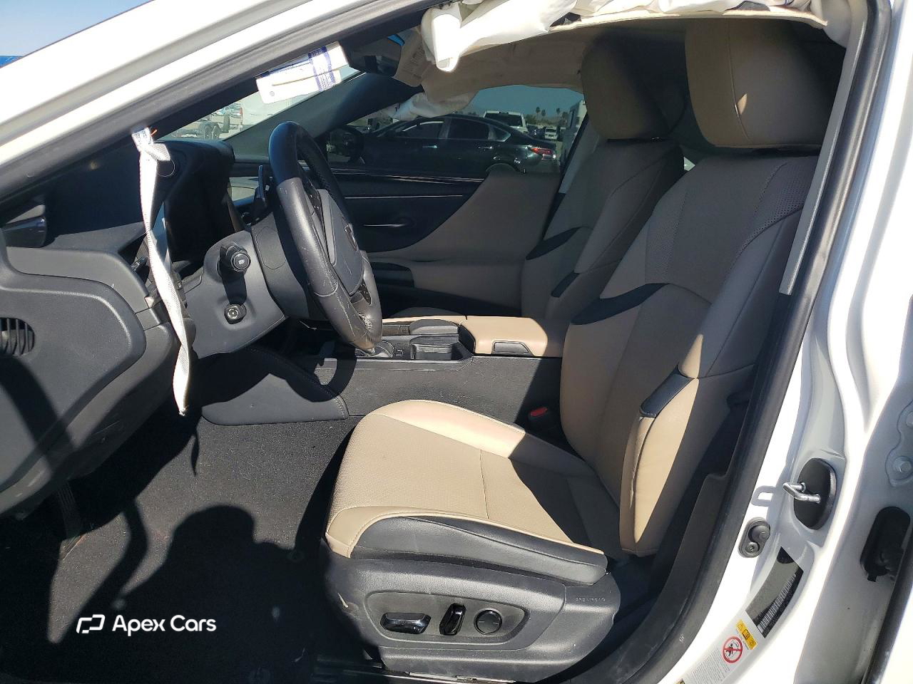 Lexus ES 2019