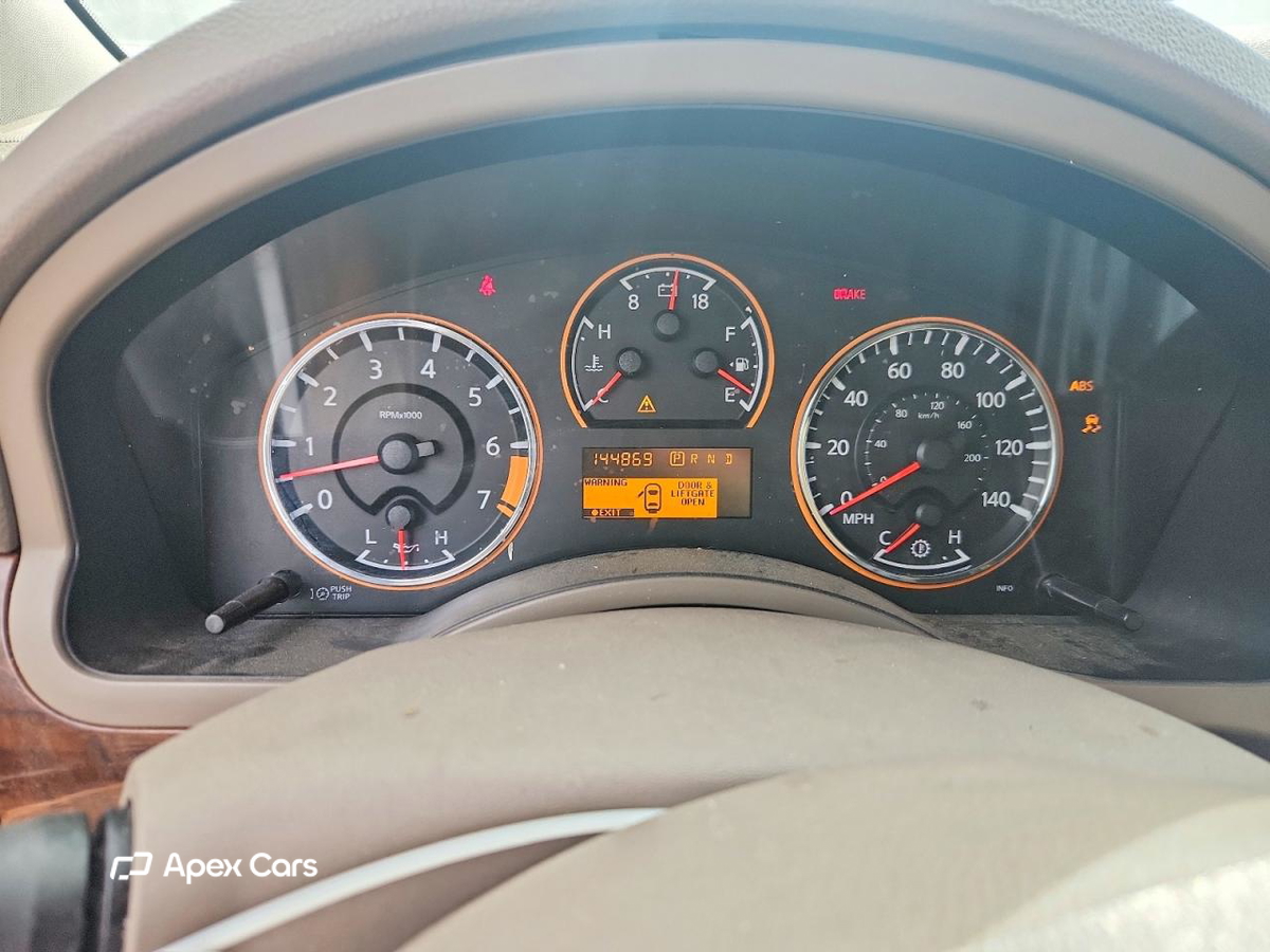 Nissan Armada 2015