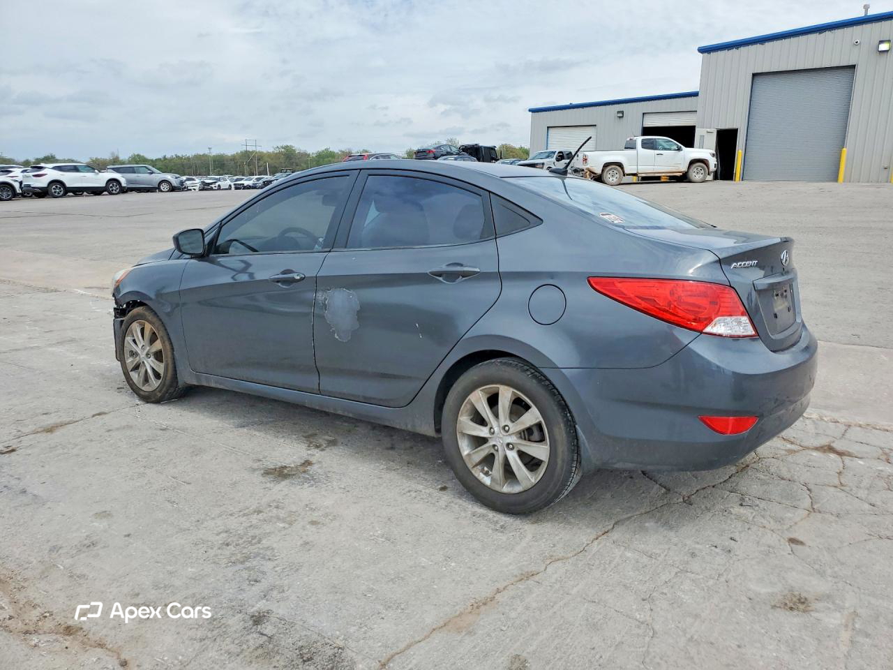 Hyundai Accent 2012
