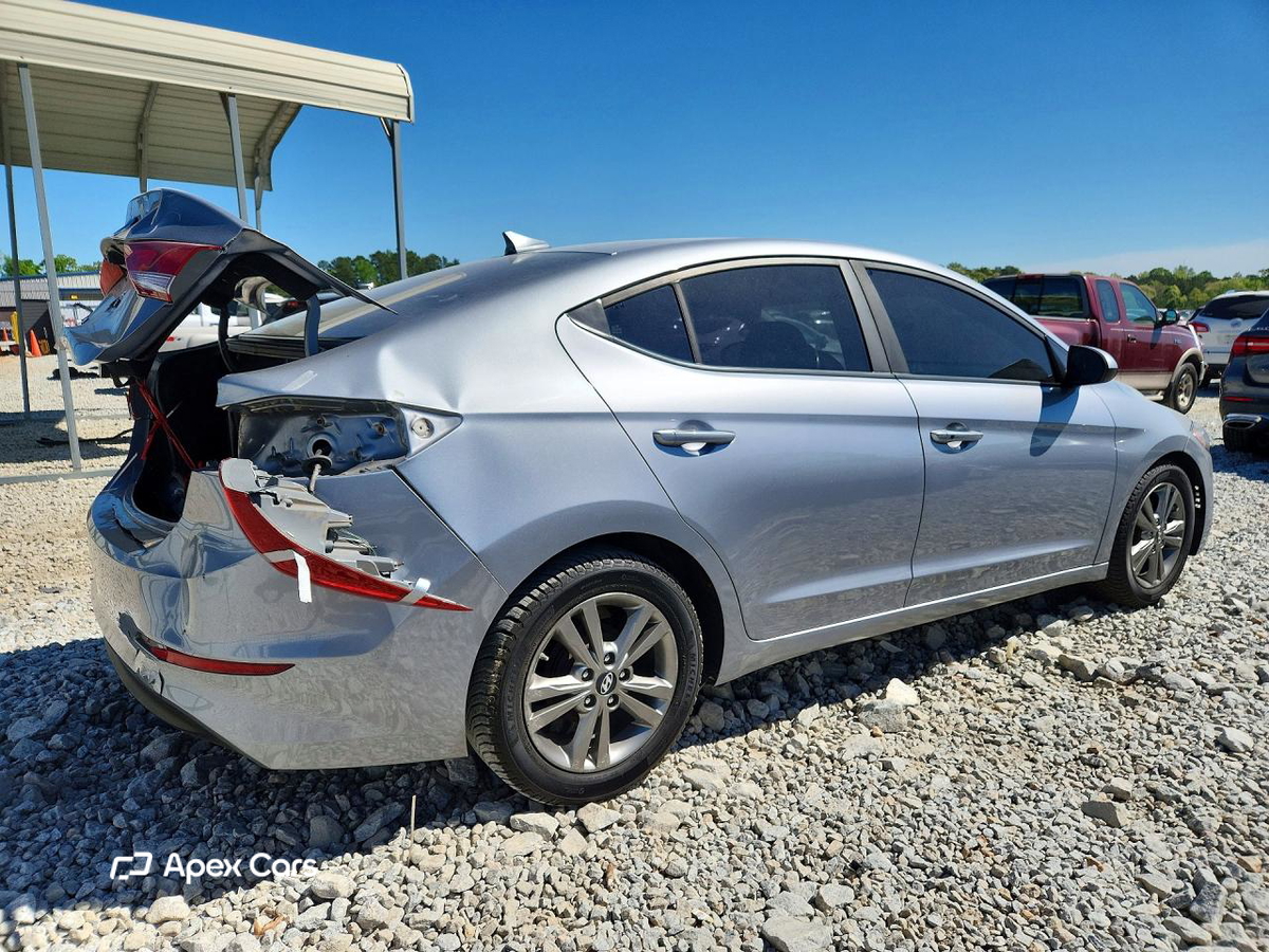 Hyundai Elantra 2017