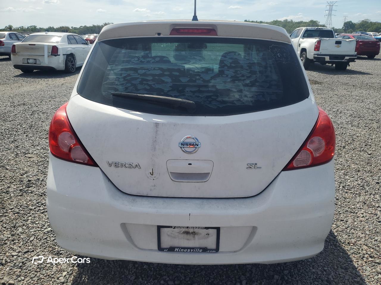 Nissan Versa 2011