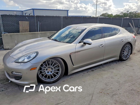 Porsche Panamera 2012 - Image 1 of 12