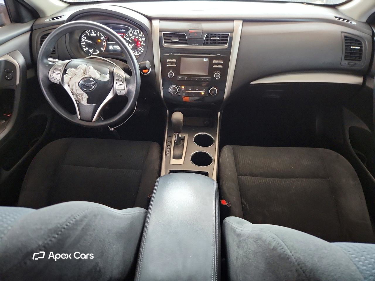 Nissan Altima 2015