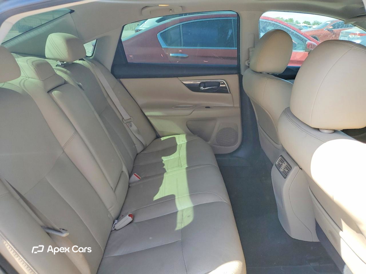 Nissan Altima 2015