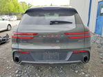 Genesis GV70 2025