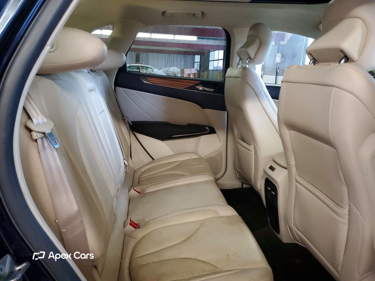 Lincoln MKZ 2015