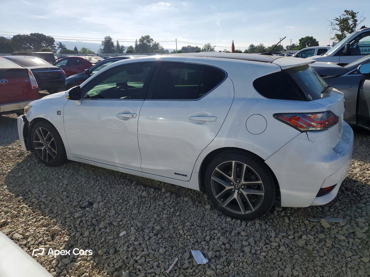 Lexus CT 2015