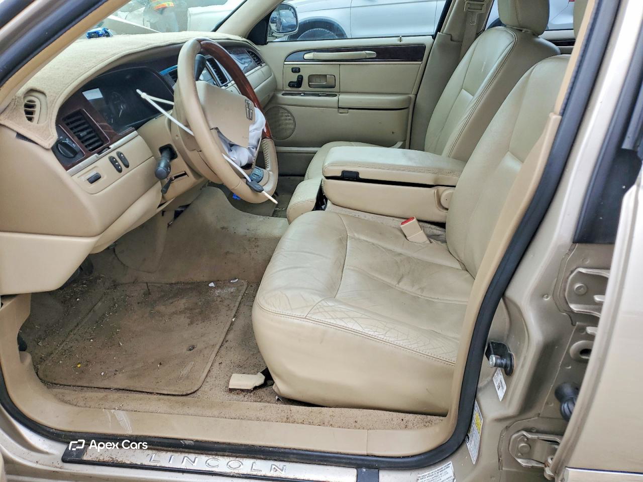 Lincoln Town Car 2008