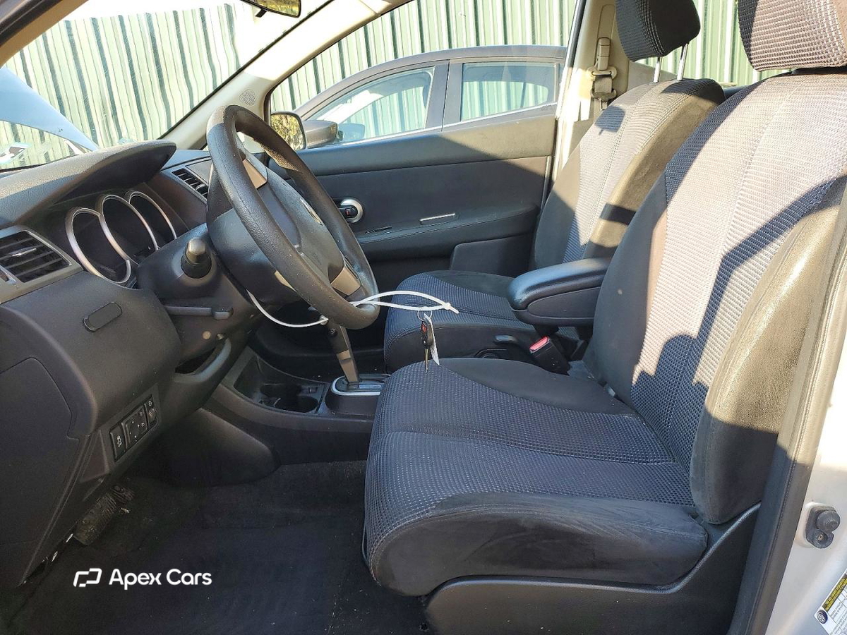 Nissan Versa 2010