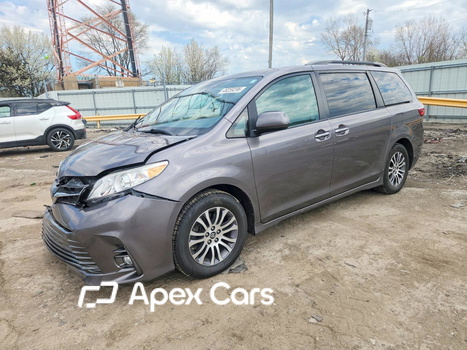 Toyota Sienna 2018 - Image 1 of 14