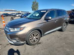 Mitsubishi Outlander 2016
