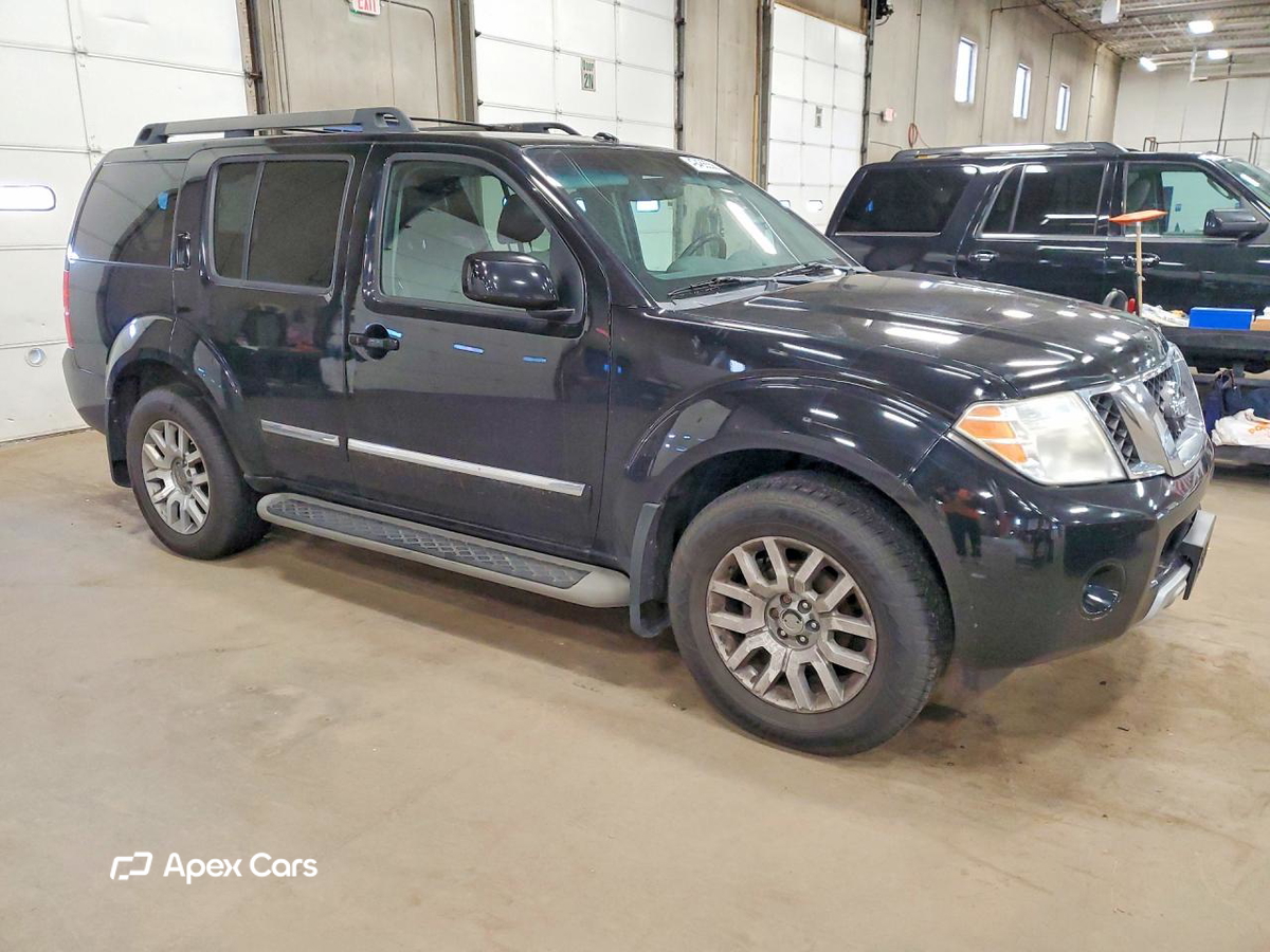 Nissan Pathfinder 2012