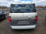 Honda Element 2004